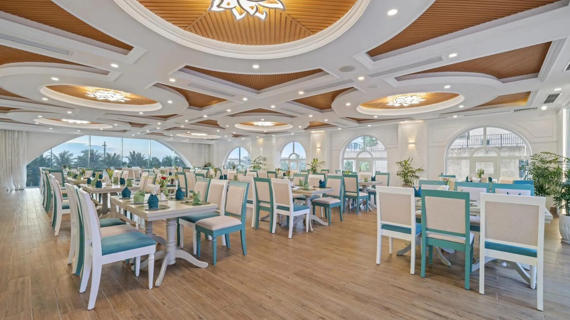 Paracel Beach Hotel Da Nang