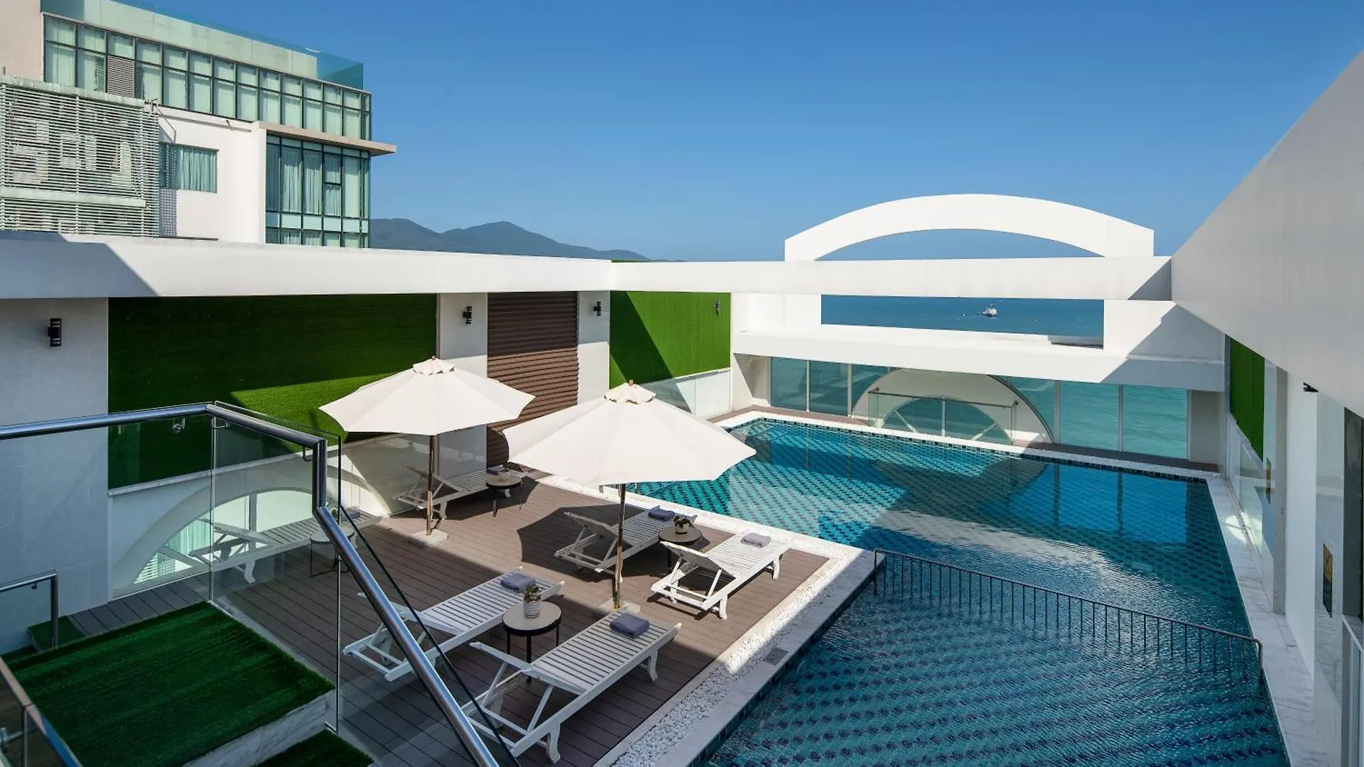 Paracel Beach Hotel Da Nang Vietnam