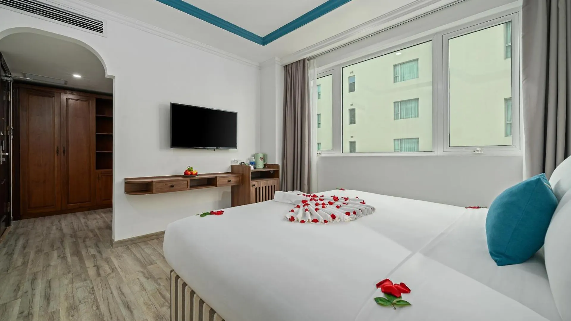 Paracel Beach Hotel Da Nang